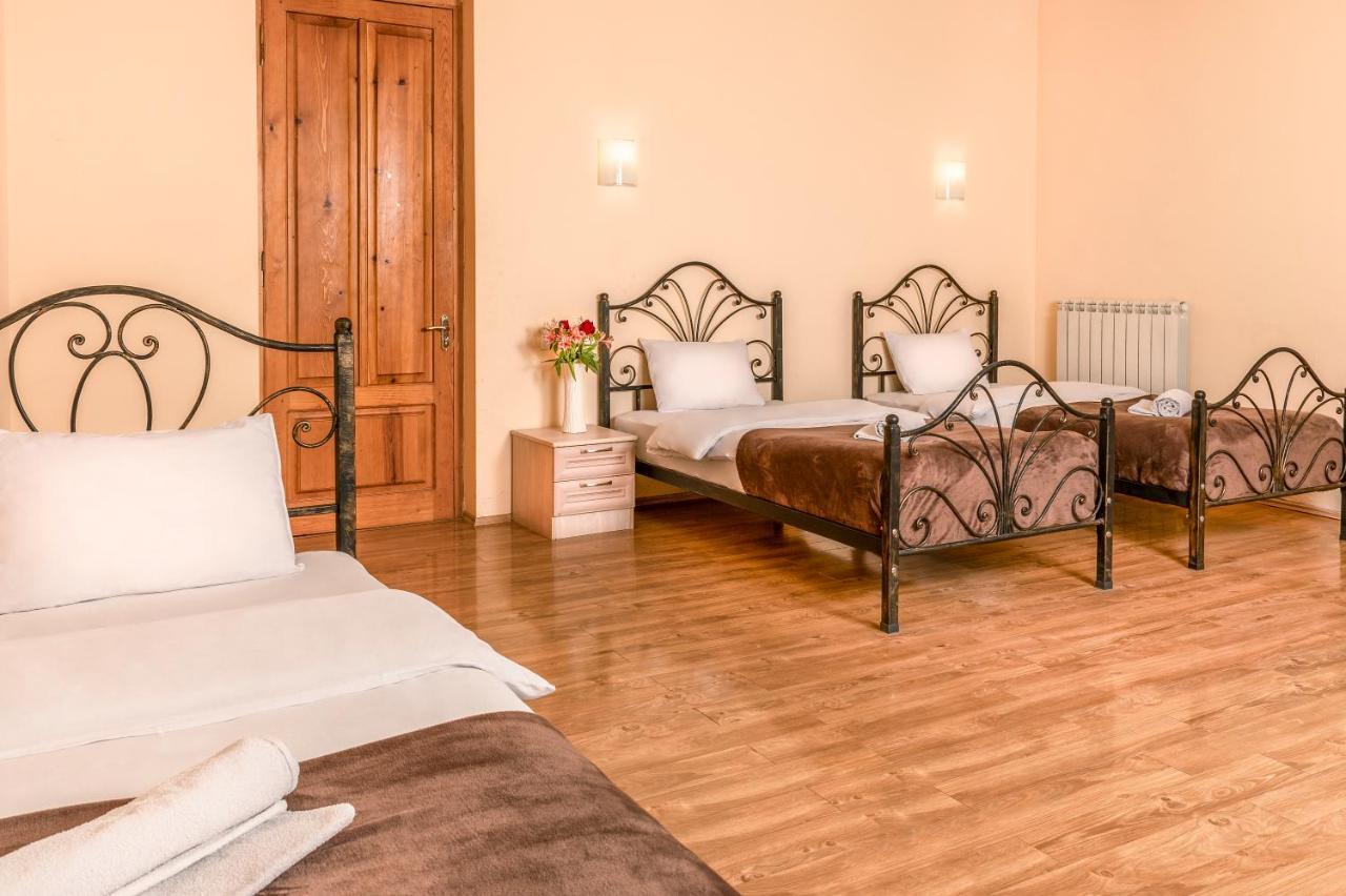 Hotel Vaki Tbilisi ภายนอก รูปภาพ
