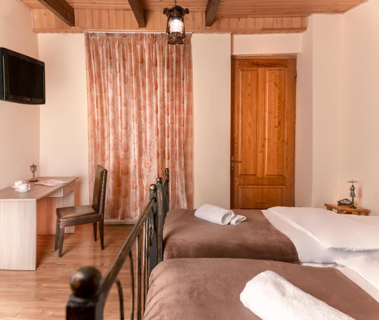 Hotel Vaki Tbilisi ภายนอก รูปภาพ